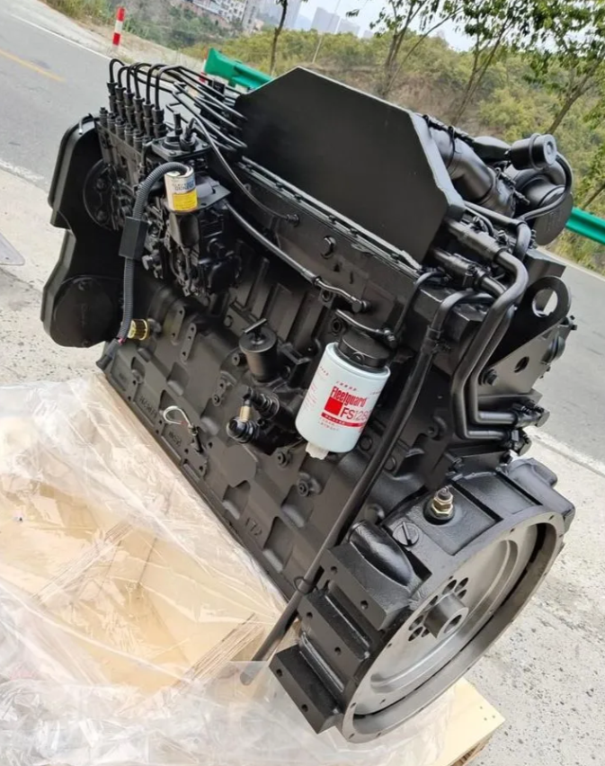 ДВИГАТЕЛЬ В СБОРЕ Cummins CTA 215