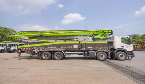 Специальный, автобетононасос SCANIA P450, новый, 2024 г.в.