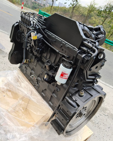 ДВИГАТЕЛЬ В СБОРЕ Cummins 6CTA8.3-C215 (АНАЛОГ)