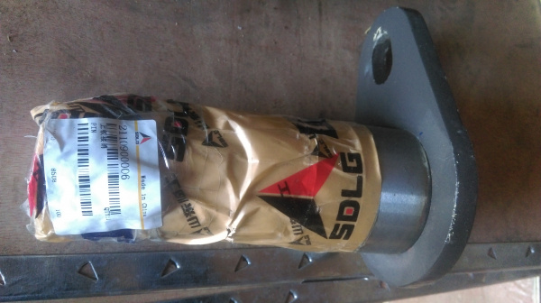 Палец (60*66*156, ухо) сочленения передней полурамы верхний LG930-1,933,936